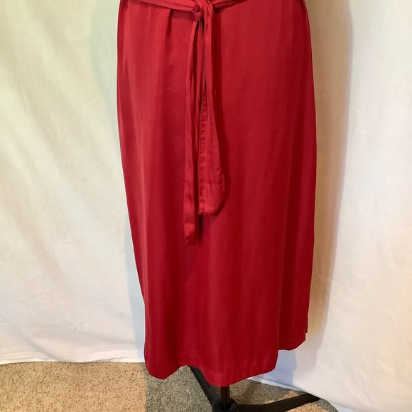 Ann Taylor Red Sleeveless Dress - Picture 4 of 9
